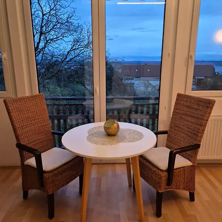 Apartment Haus *